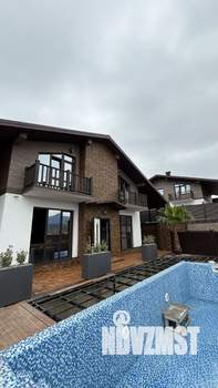 Дом 190м², 2-этажный, участок 10 сот.