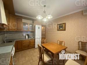 Дом 320м², 3-этажный, участок 5 сот.