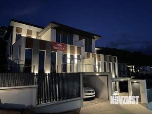 Дом 250м², 3-этажный, участок 2 сот.