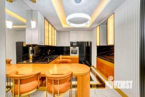 Коттедж 300м², 3-этажный, участок 8 сот.