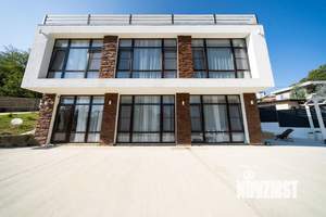 Дом 300м², 2-этажный, участок 12 сот.