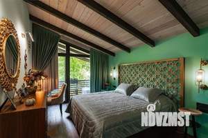 Коттедж 218м², 2-этажный, участок 6 сот.