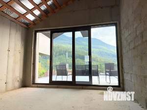 Дом 520м², 3-этажный, участок 6 сот.