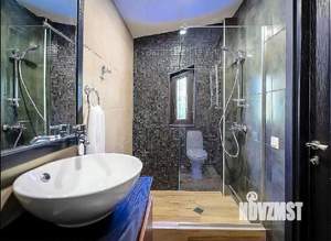 Дом 300м², 2-этажный, участок 8 сот.