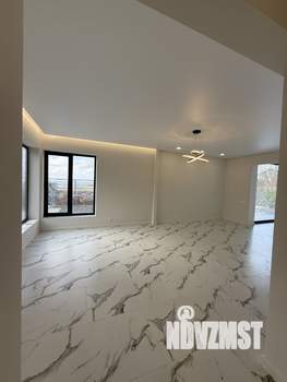 Коттедж 270м², 3-этажный, участок 270 сот.