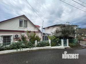 Дом 229м², 2-этажный, участок 4 сот.