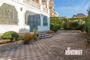 Дом 600м², 4-этажный, участок 18 сот.