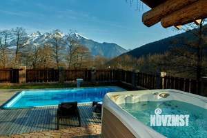 Дом 340м², 2-этажный, участок 8 сот.