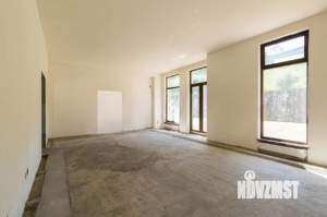 Дом 544м², 4-этажный, участок 20 сот.