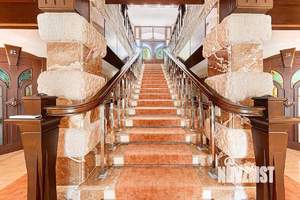 Дом 800м², 2-этажный, участок 30 сот.