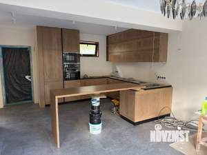 Дом 218м², 3-этажный, участок 2 сот.