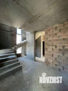 Дом 160м², 2-этажный, участок 5 сот.