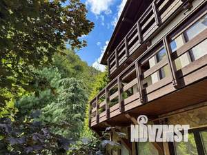 Дом 380м², 2-этажный, участок 18 сот.