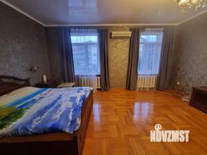 Дом 450м², 2-этажный, участок 6 сот.