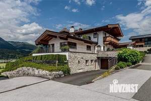 Дом 420м², 3-этажный, участок 11 сот.