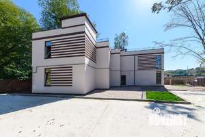 Таунхаус 120м², 2-этажный, участок 2 сот.