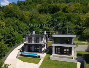 Дом 173м², 2-этажный, участок 5 сот.