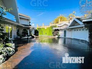 Дом 350м², 2-этажный, участок 17 сот.