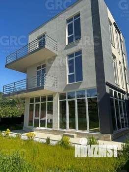 Дом 225м², 3-этажный, участок 6 сот.