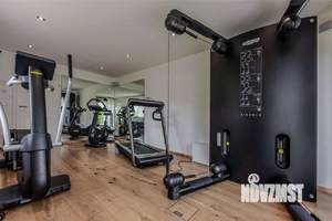 Дом 420м², 3-этажный, участок 11 сот.