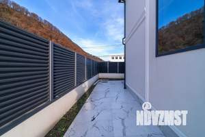 Коттедж 240м², 3-этажный, участок 4 сот.