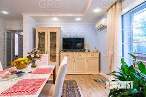 Дом 320м², 3-этажный, участок 3 сот.