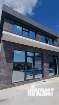 Дом 280м², 3-этажный, участок 6 сот.