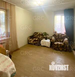 Дом 180м², 3-этажный, участок 6 сот.