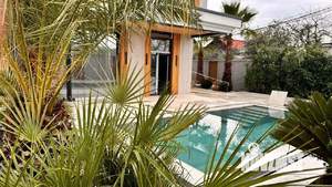 Дом 300м², 2-этажный, участок 6 сот.