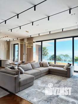 Дом 400м², 2-этажный, участок 8 сот.