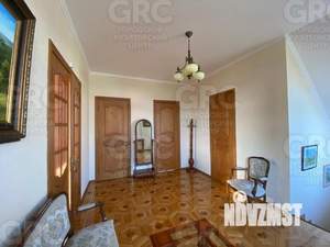 Дом 320м², 3-этажный, участок 5 сот.