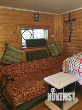 Дом 60м², 2-этажный, участок 5 сот.