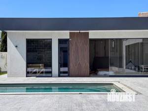 Дом 350м², 3-этажный, участок 7 сот.