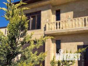 Коттедж 218м², 2-этажный, участок 4 сот.