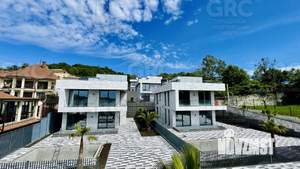 Коттедж 226м², 2-этажный, участок 5 сот.