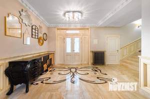 Дом 640м², 3-этажный, участок 7 сот.