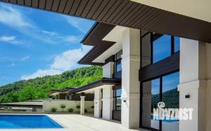 Дом 282м², 2-этажный, участок 10 сот.