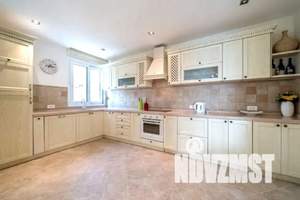 Дом 400м², 3-этажный, участок 10 сот.