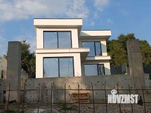 Дом 182м², 2-этажный, участок 5 сот.