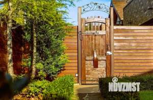 Дом 250м², 2-этажный, участок 12 сот.