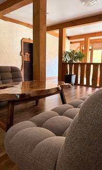 Дом 700м², 3-этажный, участок 43 сот.