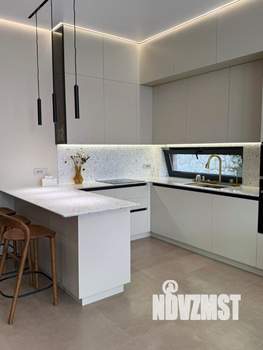 Коттедж 244м², 2-этажный, участок 7 сот.