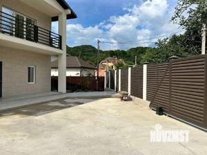 Коттедж 300м², 3-этажный, участок 6 сот.