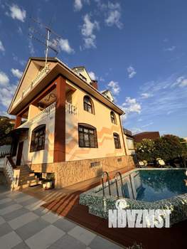 Дом 304м², 3-этажный, участок 8 сот.