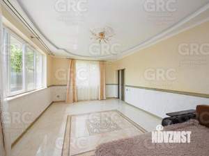 Дом 240м², 2-этажный, участок 10 сот.