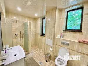 Дом 240м², 3-этажный, участок 7 сот.