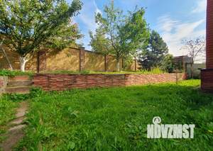 Дом 240м², 3-этажный, участок 10 сот.