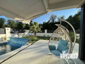 Дом 350м², 3-этажный, участок 5 сот.