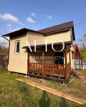 Дом 90м², 2-этажный, участок 8 сот.