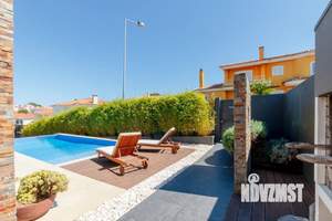 Коттедж 256м², 2-этажный, участок 6 сот.